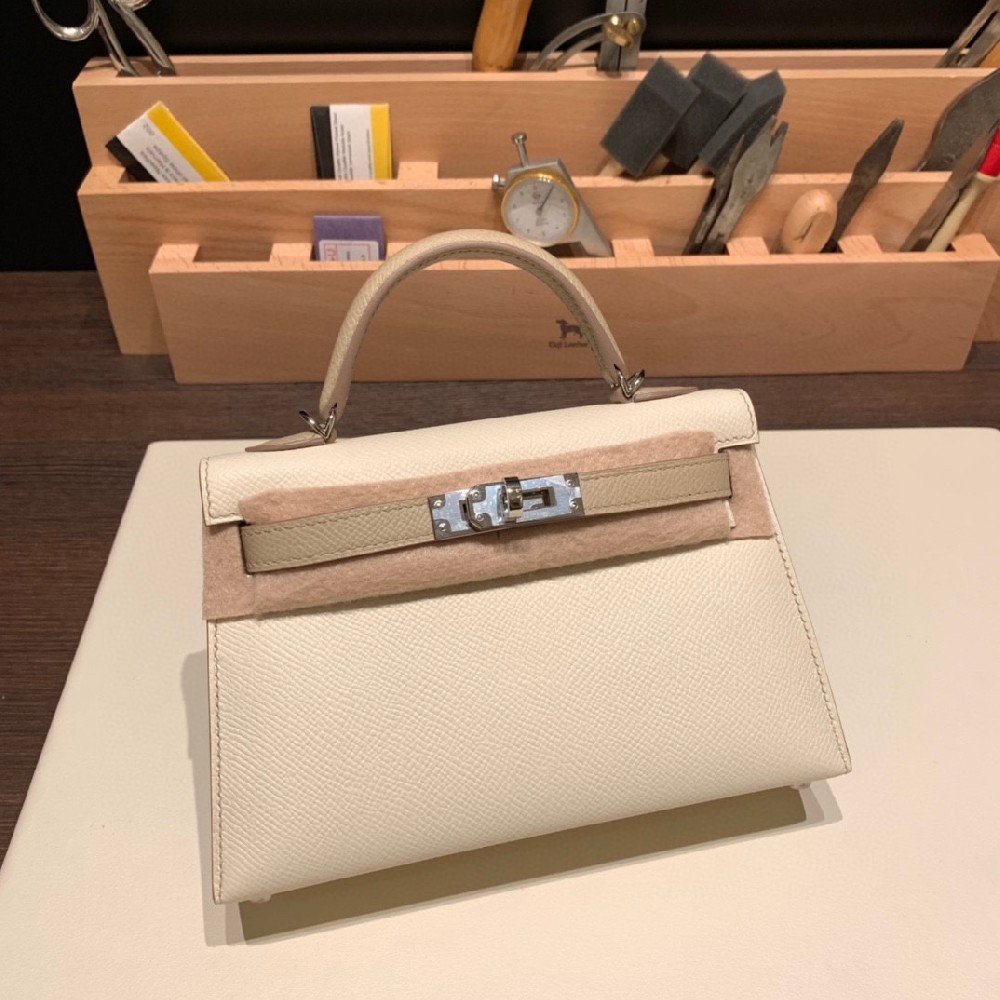 新拼色现货 ❤️mini kelly epsom 奶昔白拼风衣灰 银扣