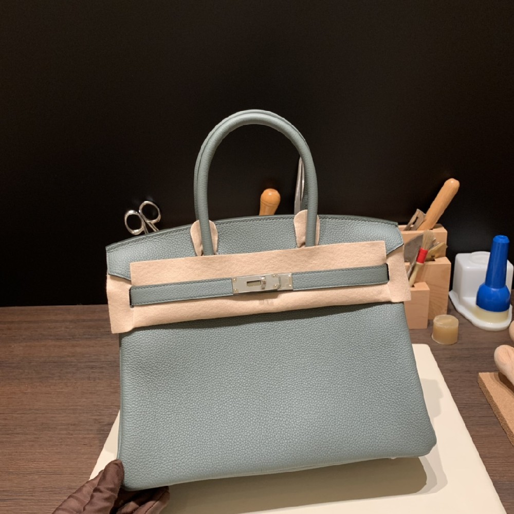 现货❤️30cm birkin togo  杏绿 银扣    秋冬百搭色  高级新绿 😊