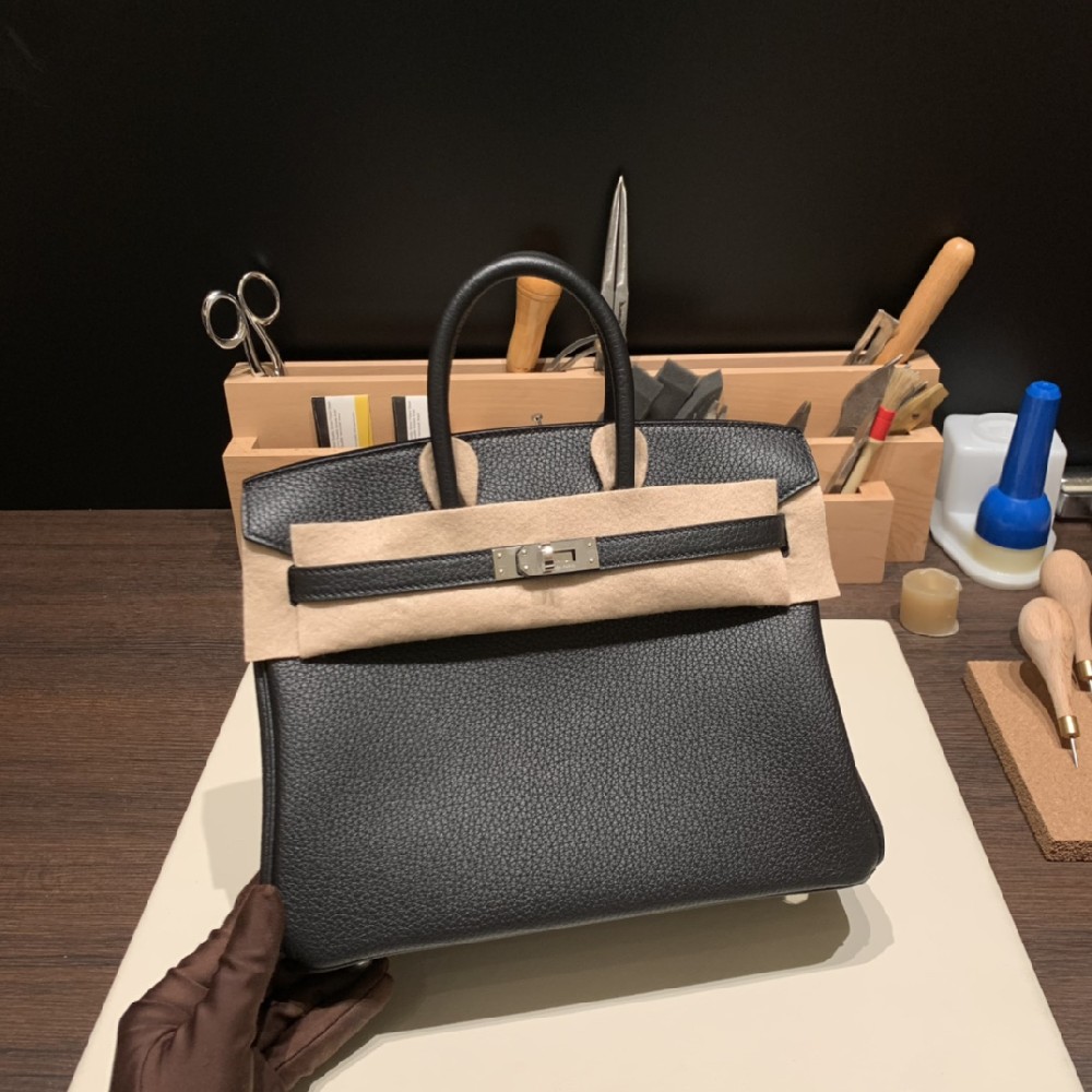❤️birkin 25cm 经典断货王 togo皮质柔软 纹路清晰饱满89黑色 银扣