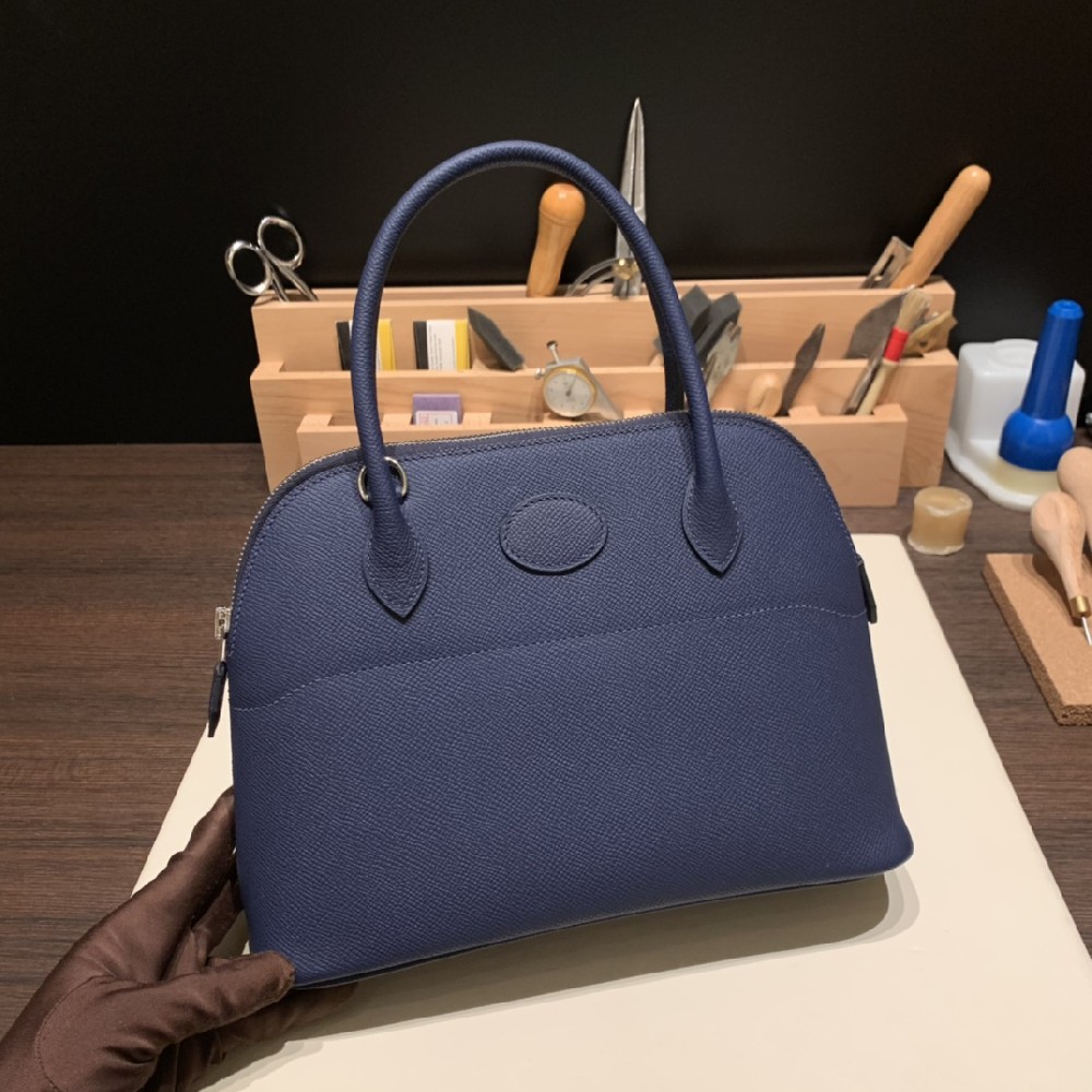 如同宝石一样 让人喜爱 超级百搭颜色     Bolide 27cm epsom 宝石蓝 银扣