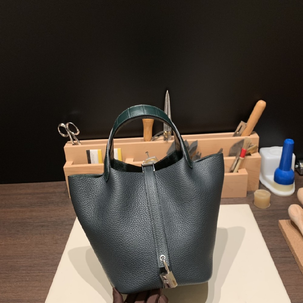 在普通的菜篮子 拼接鳄鱼手柄 简直好看又特别18cm touch 6O 松柏绿 银扣